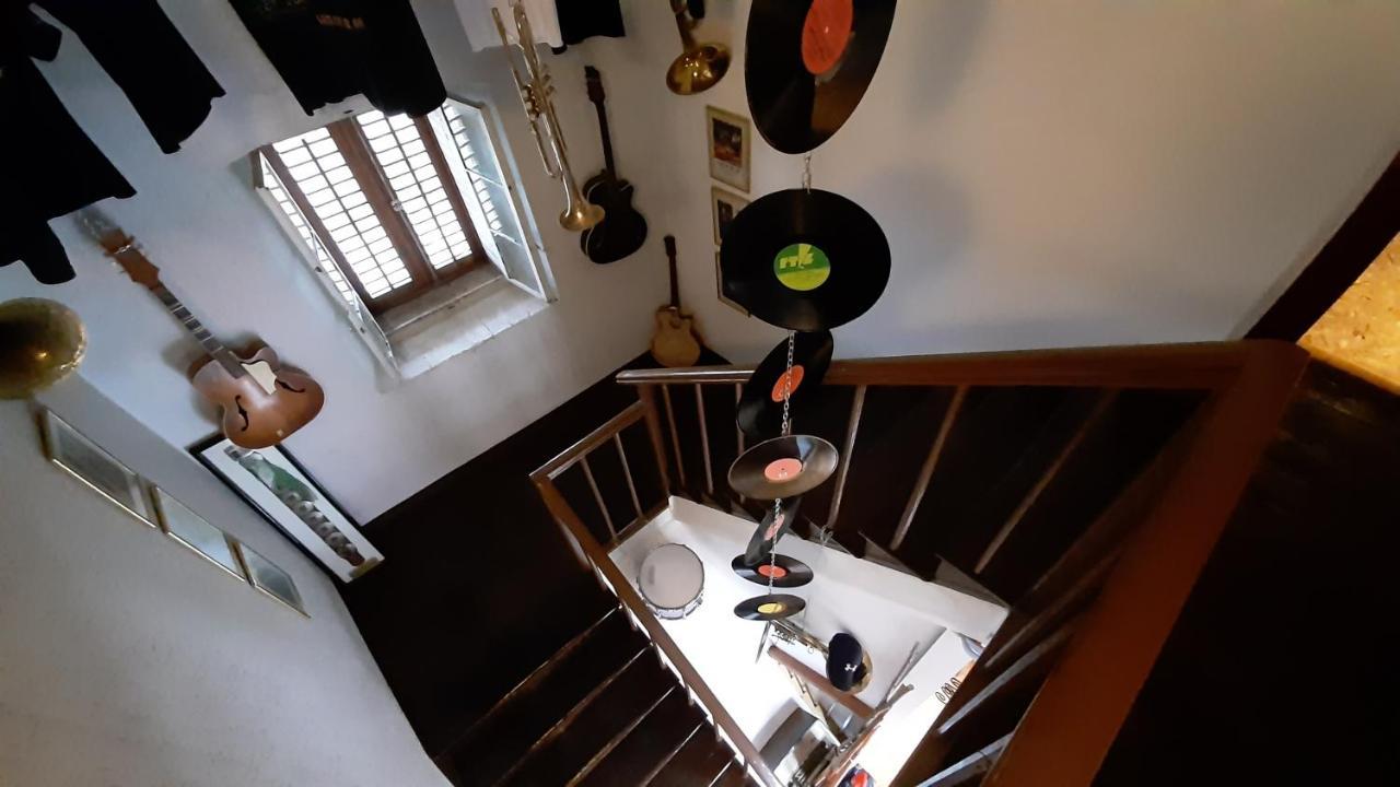 Residence Muzica Bed&Breakfast Komen Exterior foto